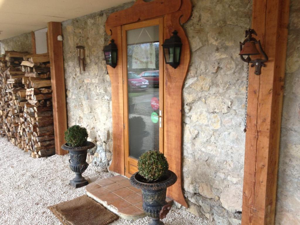 Domaine De Terrac Bed & Breakfast Rimont Exterior foto